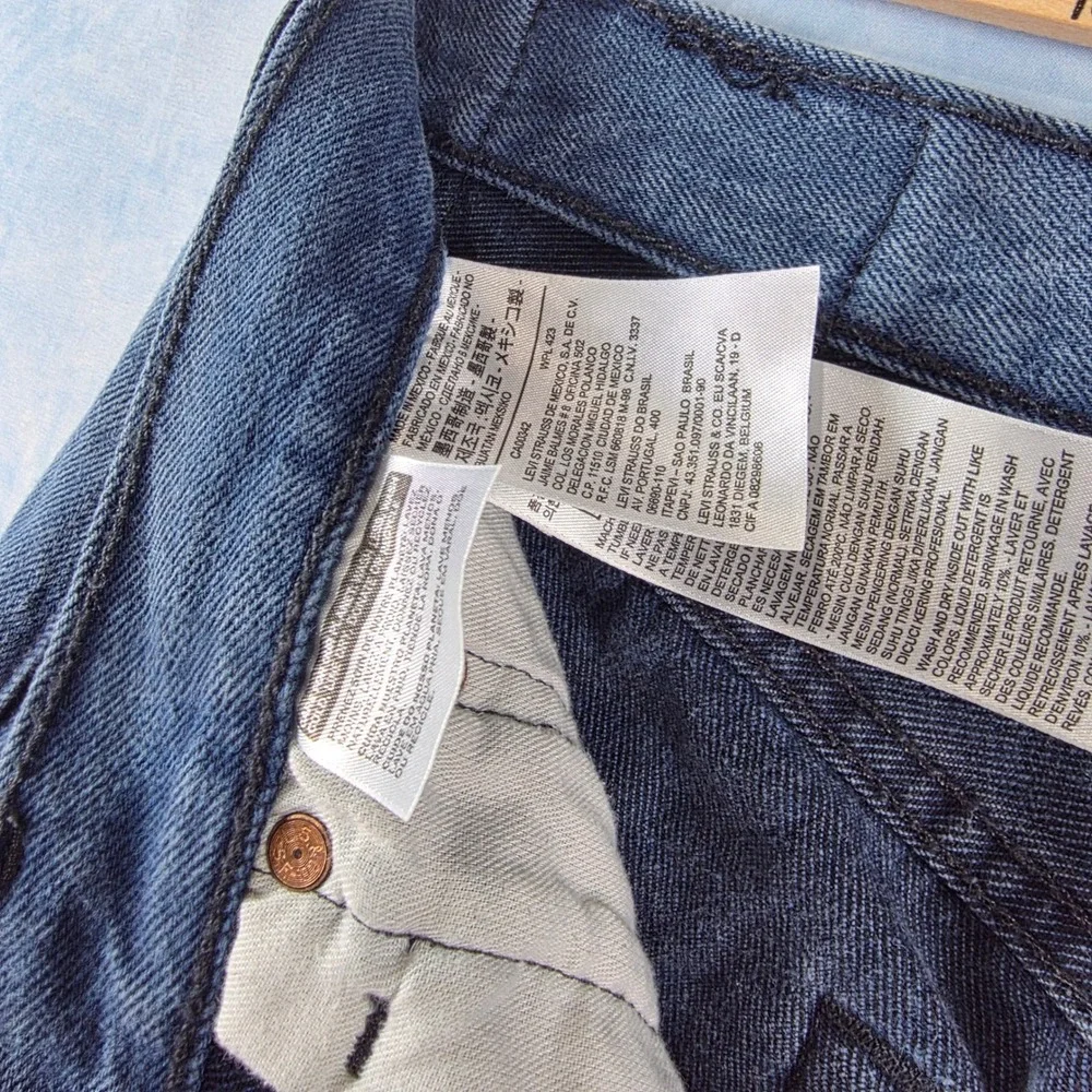Levis 501 Original Fit Mens Blue Straight Leg Denim Jeans W32‎ L36 Black labels